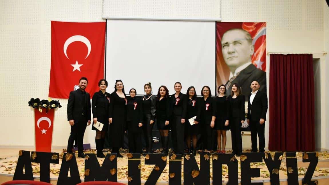 10 Kasım Atatürk'ü Anma Töreni 